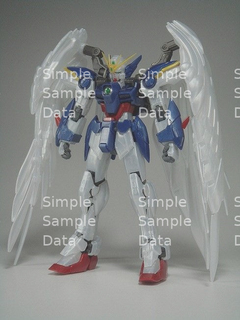 Gundam 1/144 Wing Gundam Zero Custom