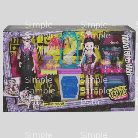 Monster High Monster Family Vampire Kitchen Playset and 2-Pack Dolls